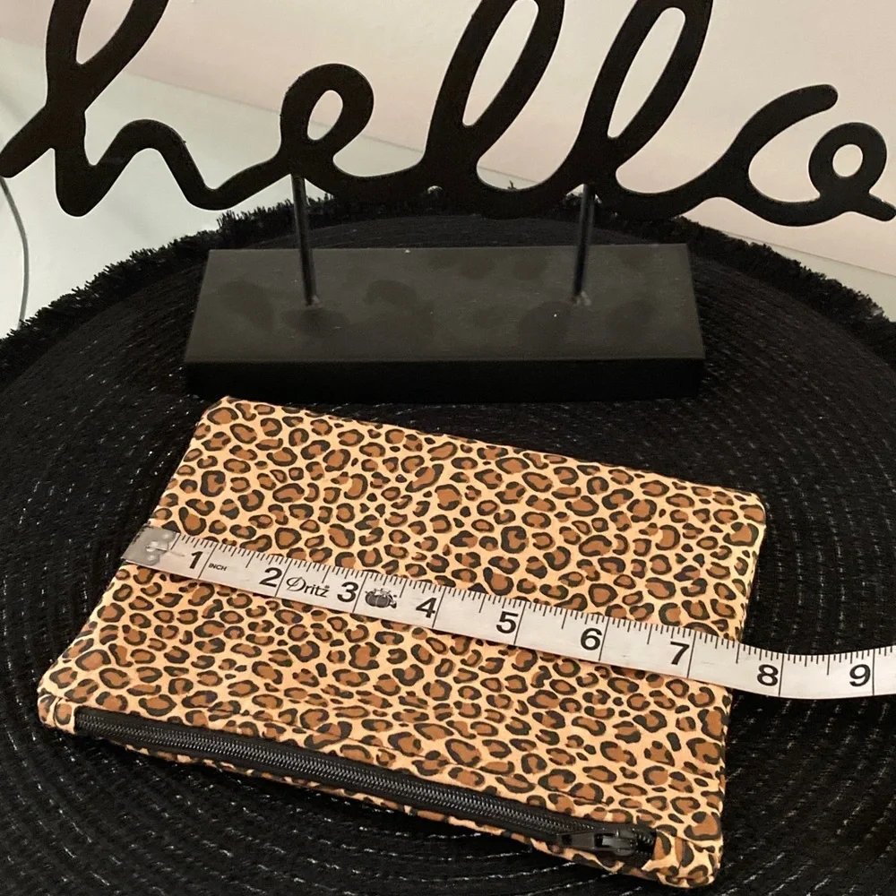 Handcrafted 🧵 Pouches - Picture 9 of 9